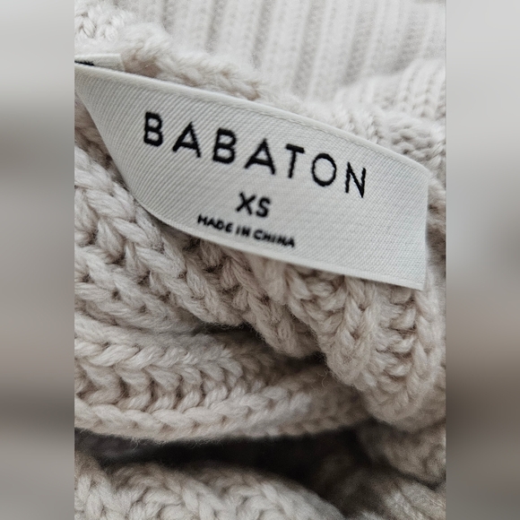 Aritzia Babaton Guell Sweater - Picture 3 of 5